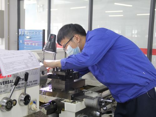常被錯誤理解的三大專業 計算機專業會修電腦？機械工程很離譜？